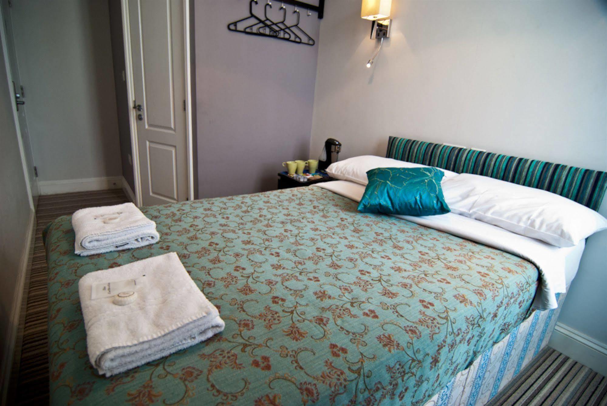 Bed & Breakfast Comfotel Blu Londra